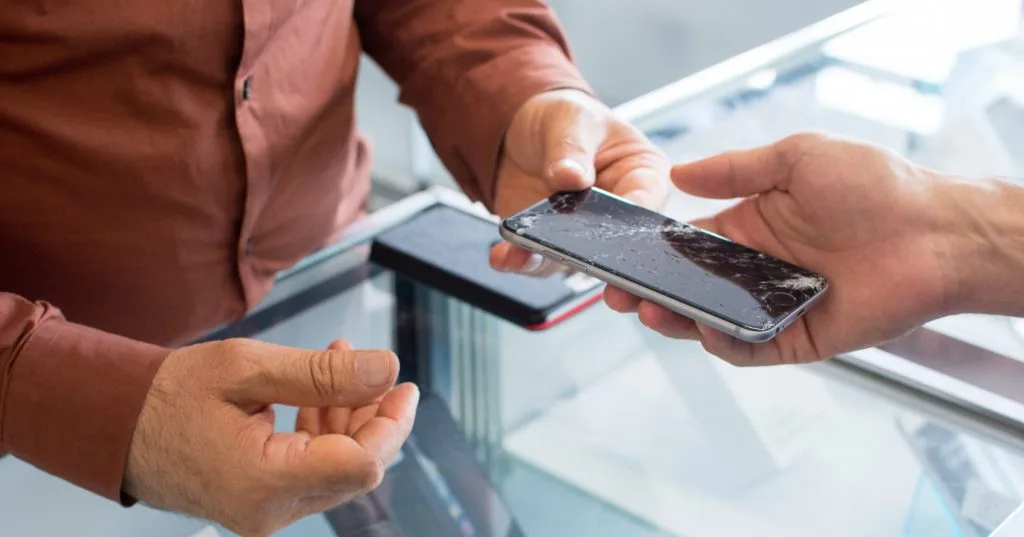 ¿Sabías que realizamos reparaciones de móviles iPhone, Android y Tabletas?